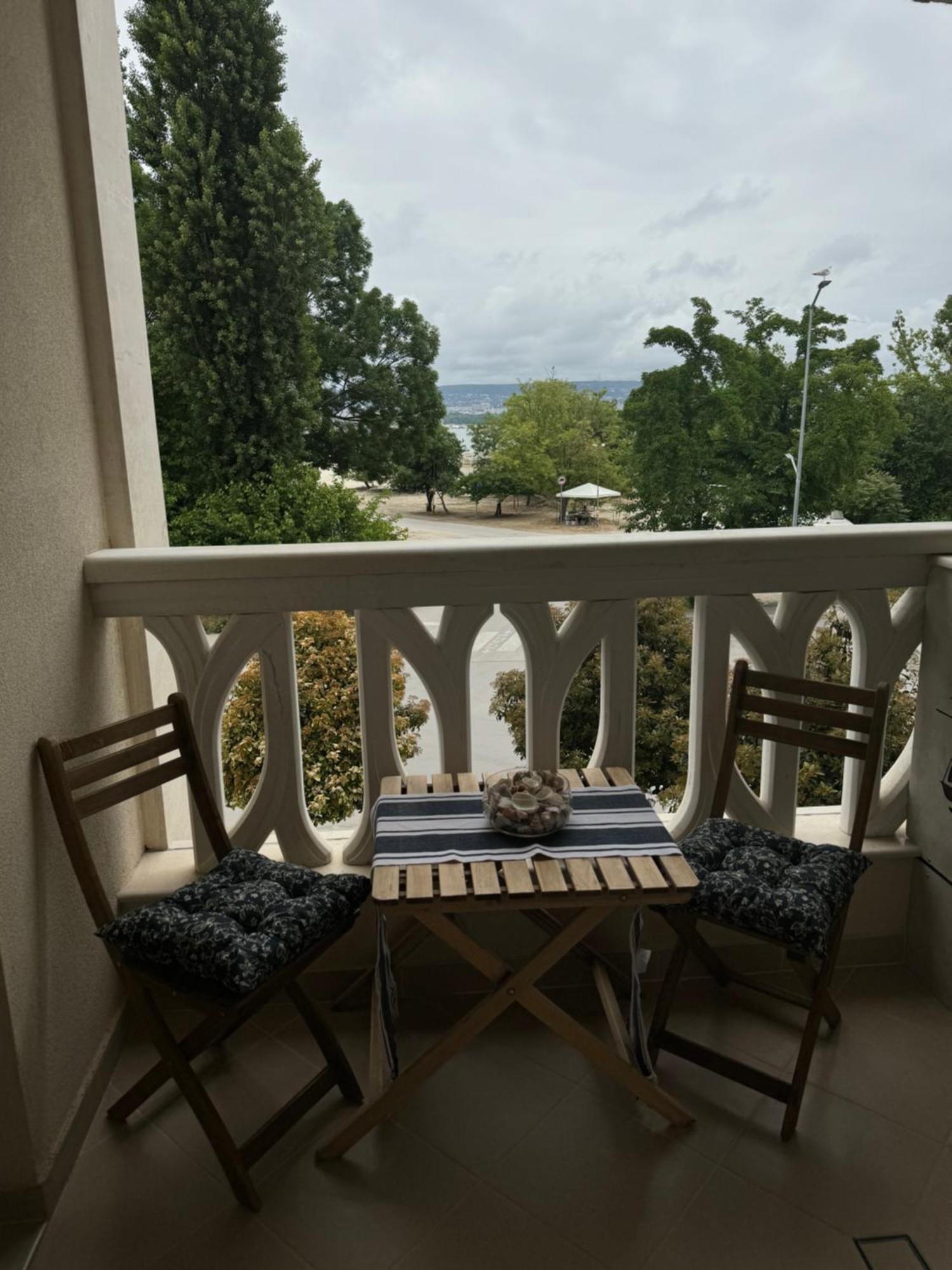 Elizi Summer House In Varna South Bay Beach ภายนอก รูปภาพ