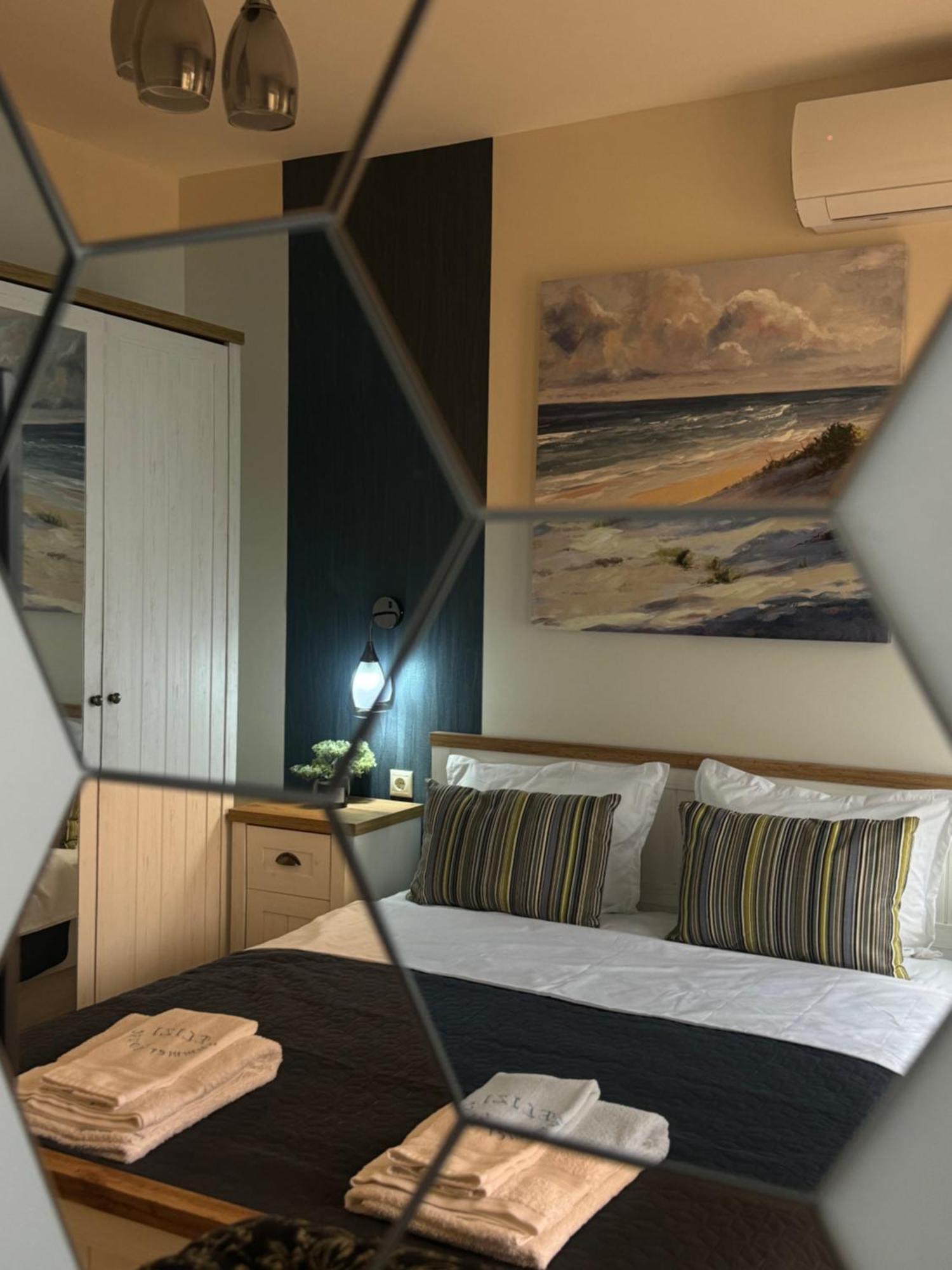 Elizi Summer House In Varna South Bay Beach ภายนอก รูปภาพ